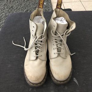 Dr. Martens Cream Pascal Boots Women’s Size 9